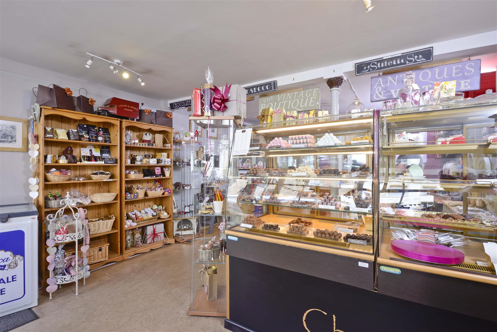 Jedburgh Chocolate House, High Street, Jedburgh Hastings Legal